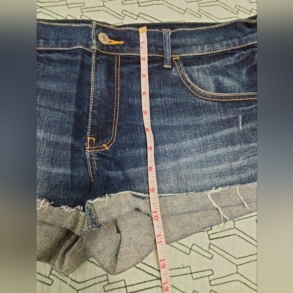 Abercrombie and Fitch size 12 jean shorts - Picture 10 of 12